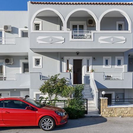 Sotirios Apartments Karpathos Extérieur photo